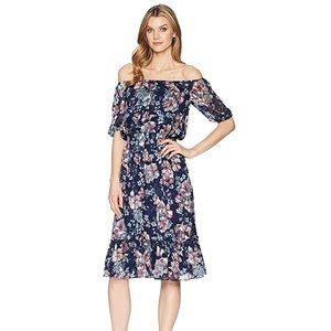 🏷 NWT Adrianna Papell Off shoulder Floral Dress🏷